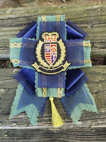 Royal Crest Rosette